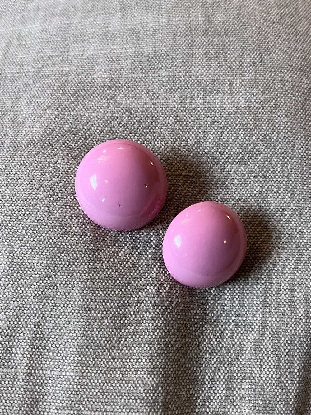 Vintage simple pink clip on earrings